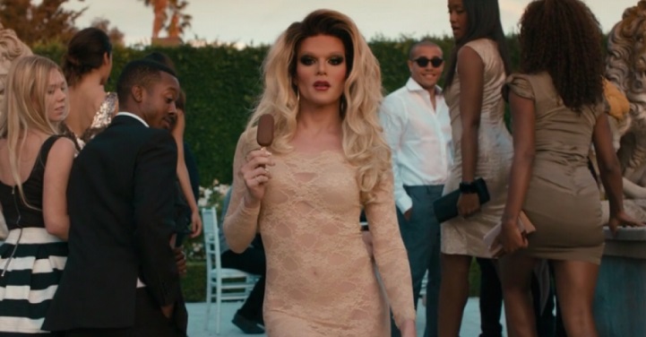 Haber | Ünlü Drag Queen’ler Magnum Reklamında