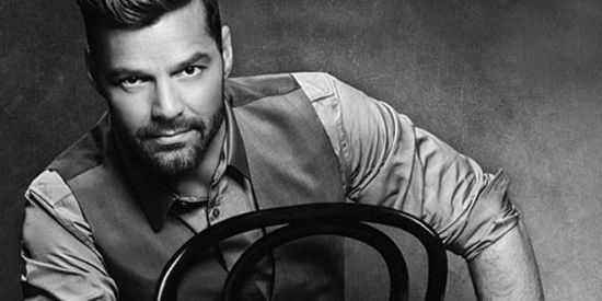 Haber | RICKY MARTIN, HILLARY İÇİN LGBT’DEN OY İSTEDİ