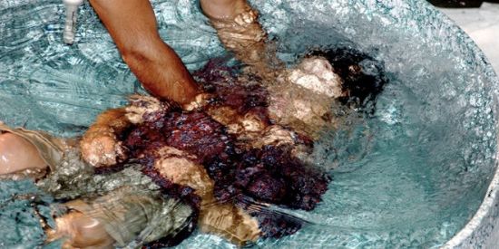 Haber | İNGİLİZ KİLİSESİNDEN, TRANS BİREYLERE CİNSİYET GEÇİŞİNDEN SONRA YENİDEN VAFTİZ ÖNERİSİ