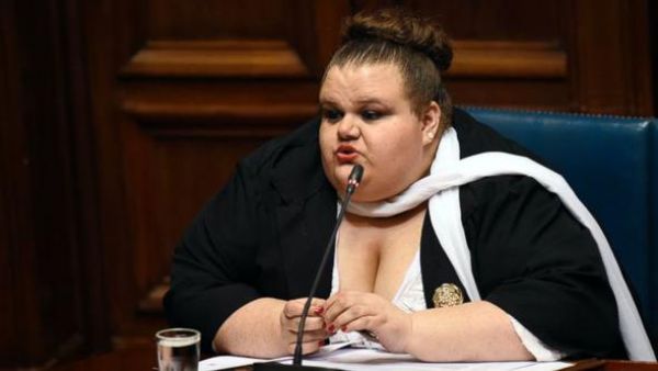 Haber | Uruguay`da ilk transseksüel senatör göreve başladı