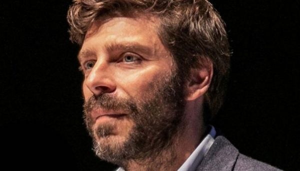 Haber | YUNANİSTAN KABİNESİNDE AÇIK EŞCİNSEL İLK BAKAN: NIKOLAS YATROMANOLAKIS